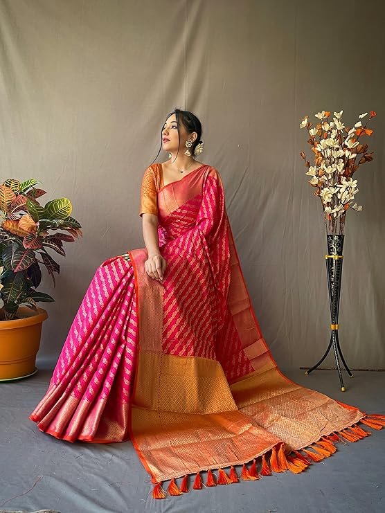 SGF11 Women’s Leriya Patola Soft Lichi Silk Banarasi Saree with Blouse Piece | SV25090136 - Image 4