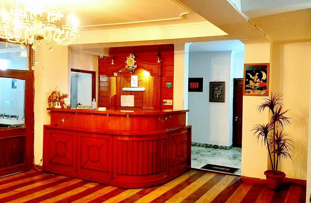 Him Holidays inn shimla