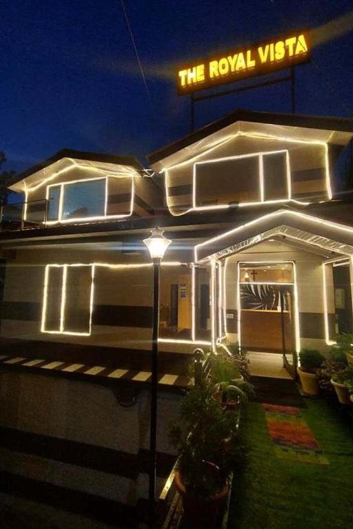 The Royal Vista